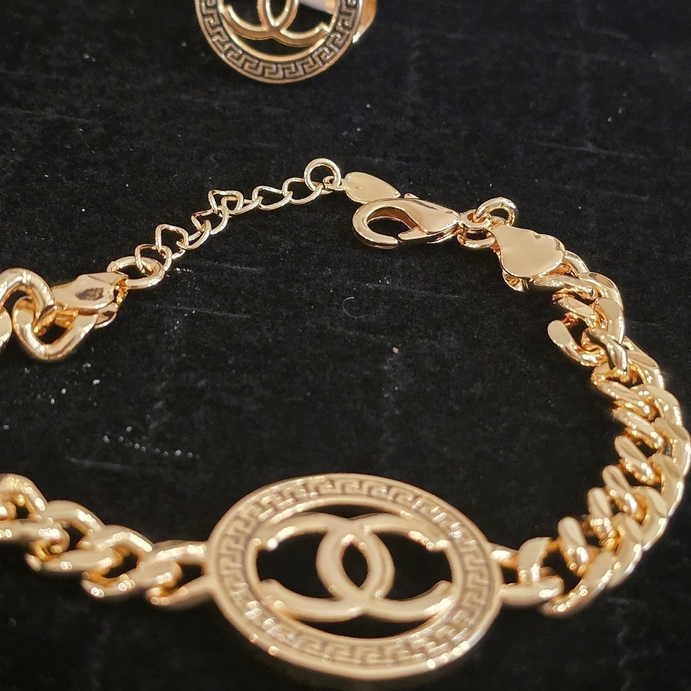 Gold Chain Bracelet